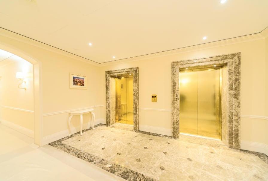 1 Room 60M2 Center Of Obolon Near River Side. 11 Floor Kiew Exterior foto
