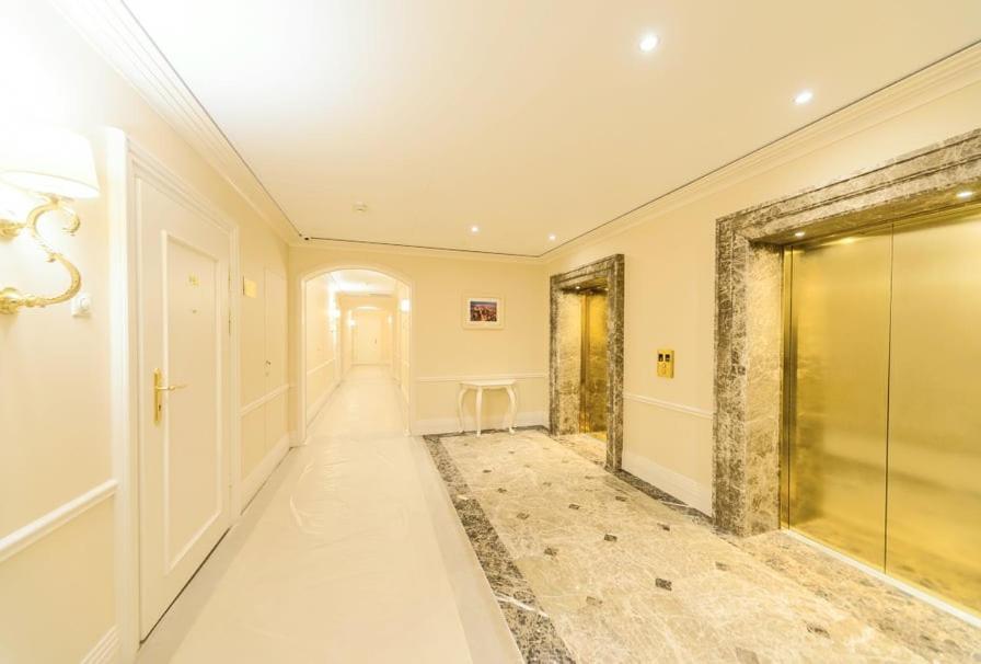 1 Room 60M2 Center Of Obolon Near River Side. 11 Floor Kiew Exterior foto